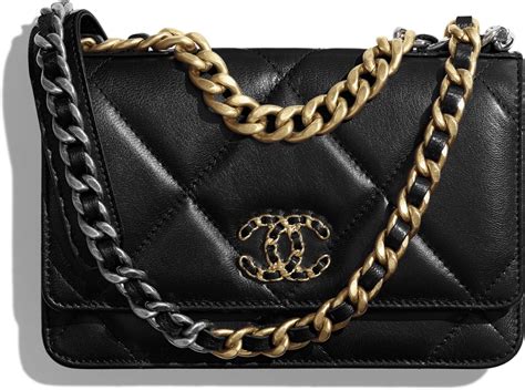 chanel 19 wallet on chain retail price|Chanel wallet on chain price.